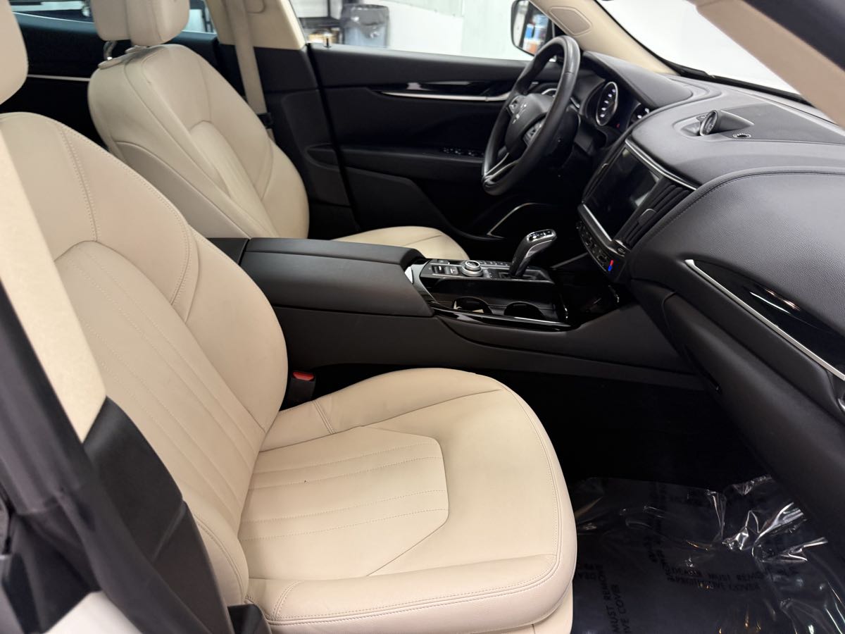 2022 Maserati Levante GT photo 23