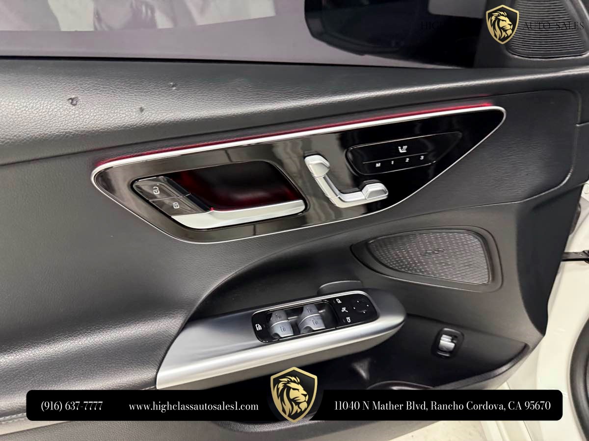 2022 Mercedes-Benz C-Class Sedan C 300 - Photo 11