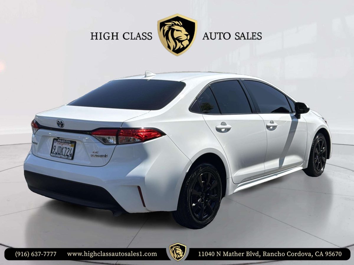 2024 Toyota Corolla Hybrid LE photo 6