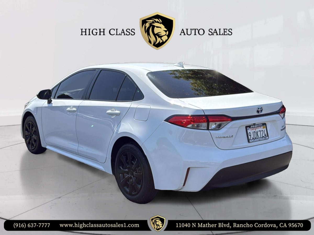 2024 Toyota Corolla Hybrid LE photo 8