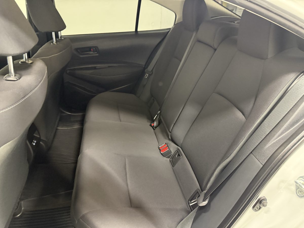 2024 Toyota Corolla Hybrid LE photo 16