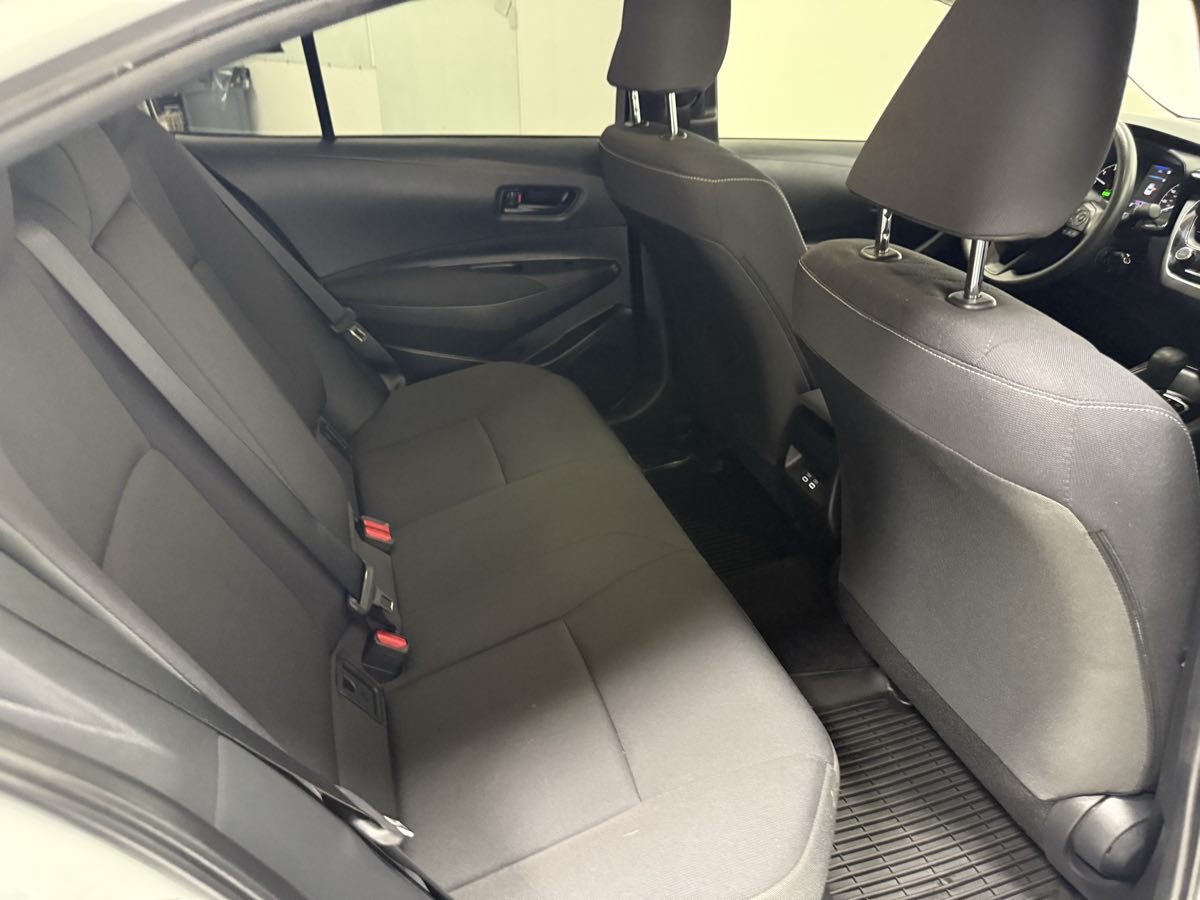 2024 Toyota Corolla Hybrid LE photo 19