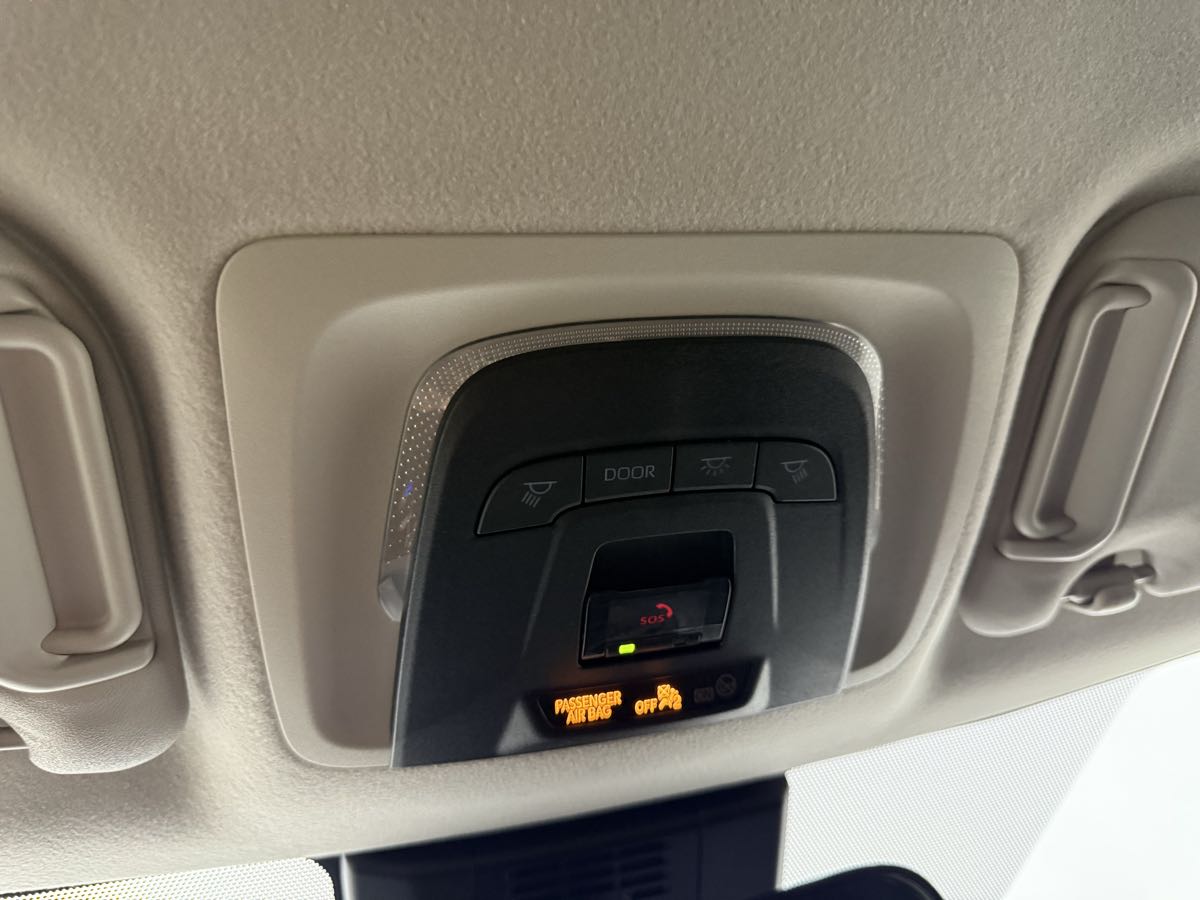 2024 Toyota Corolla Hybrid LE photo 34