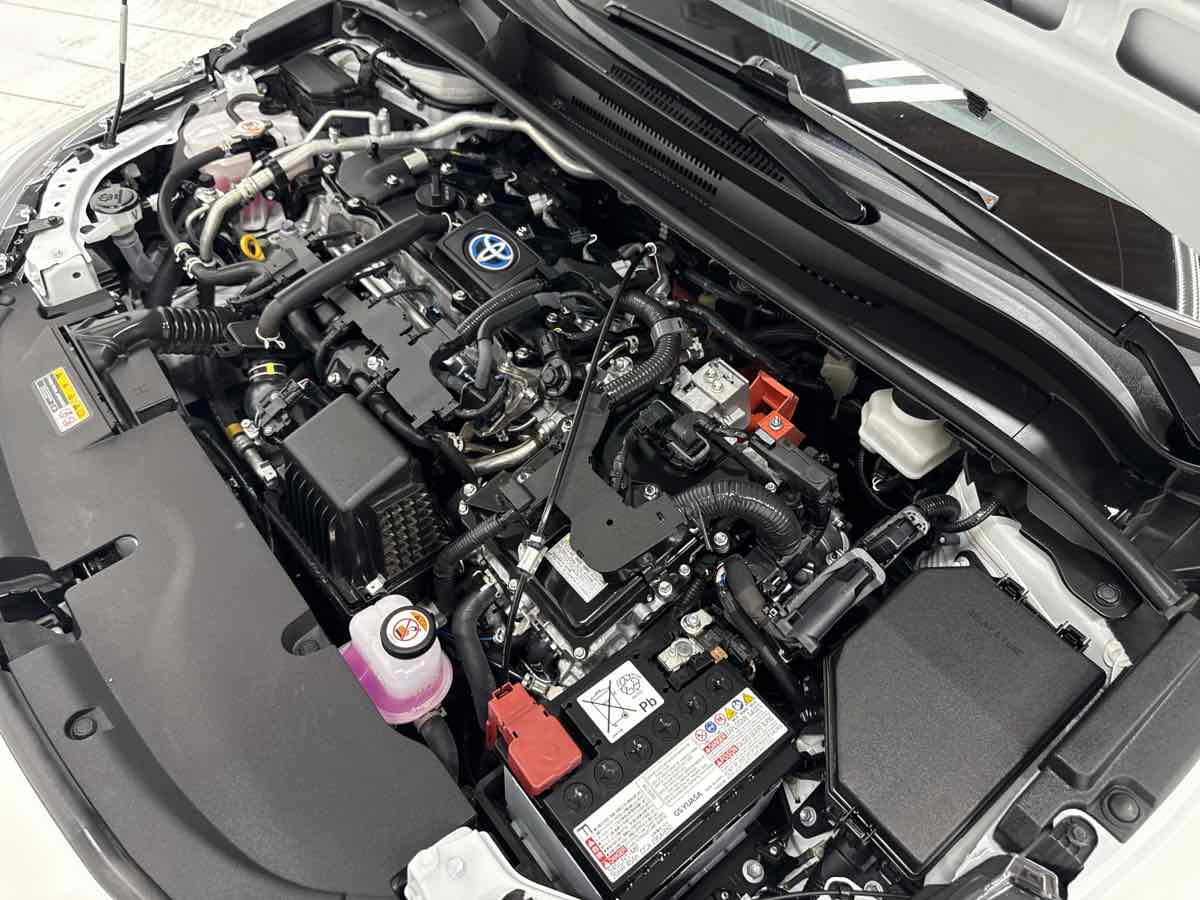 2024 Toyota Corolla Hybrid LE photo 41