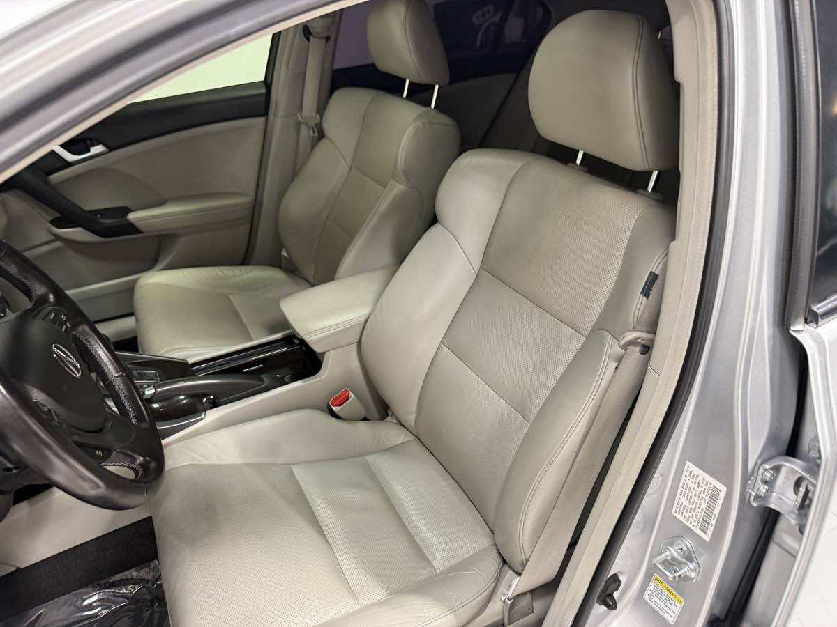 2014 Acura TSX photo 12