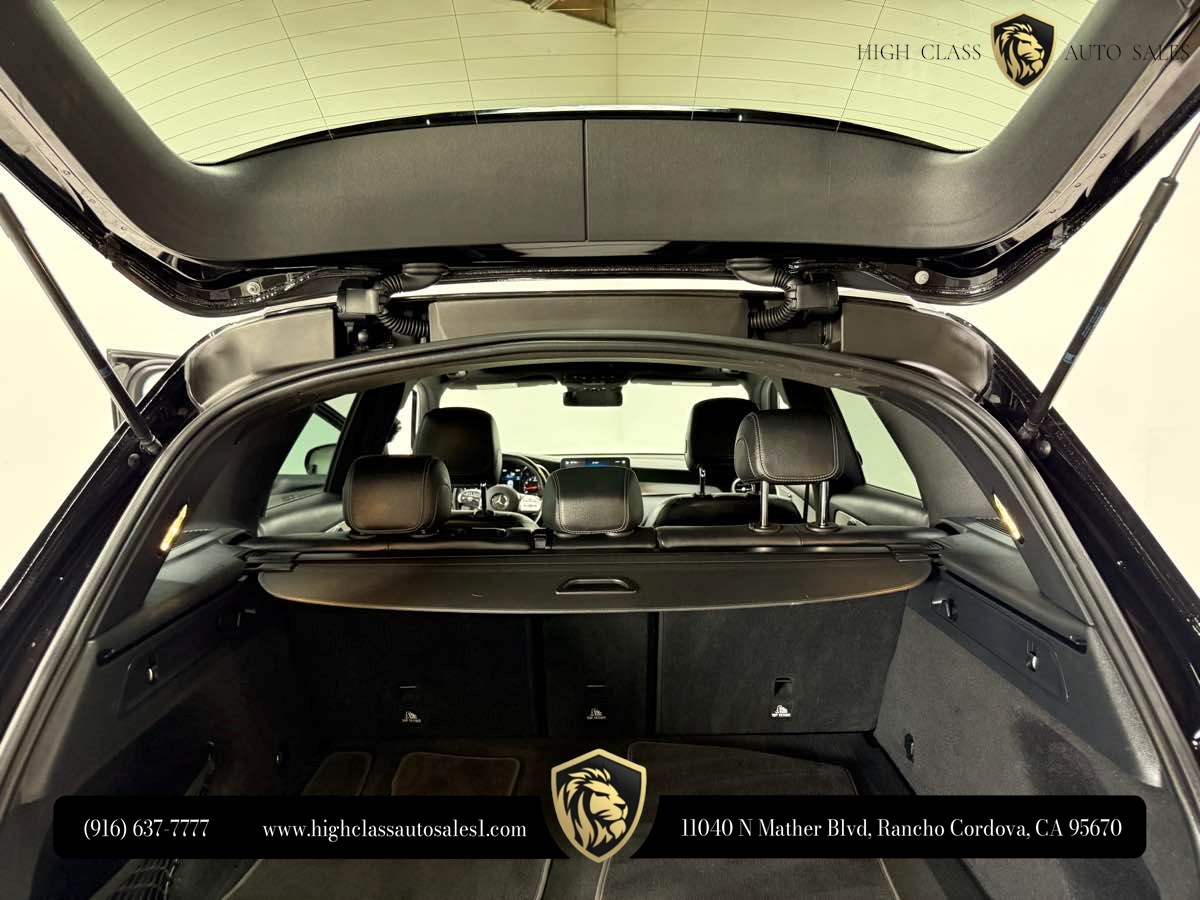 2022 Mercedes-Benz GLC GLC300 - Photo 38