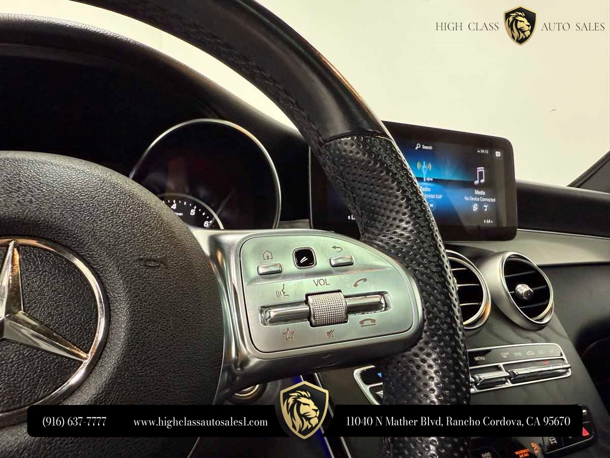 2022 Mercedes-Benz GLC GLC300 - Photo 28