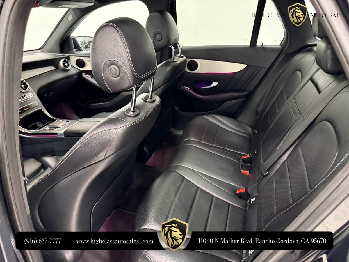 2022 Mercedes-Benz GLC GLC300 - Photo 14