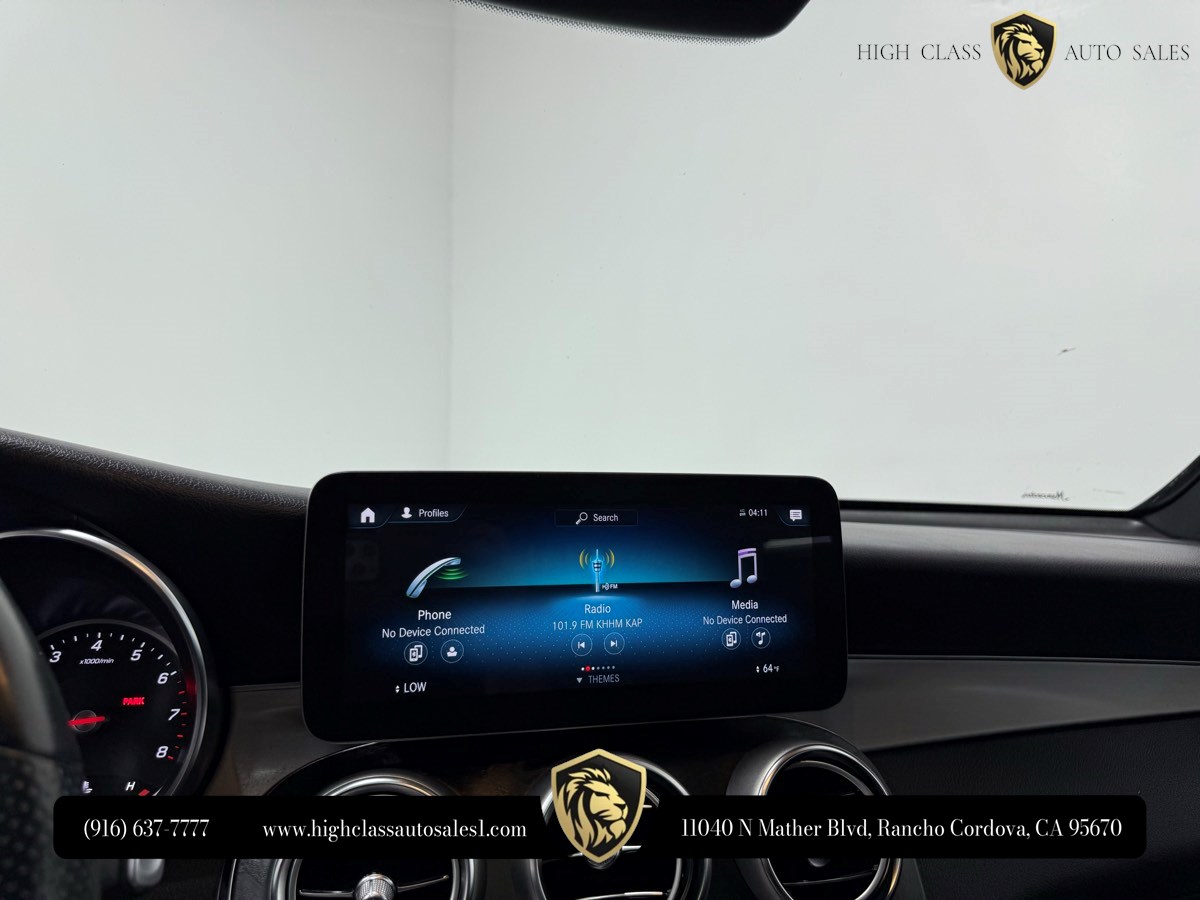 2022 Mercedes-Benz GLC GLC300 - Photo 29