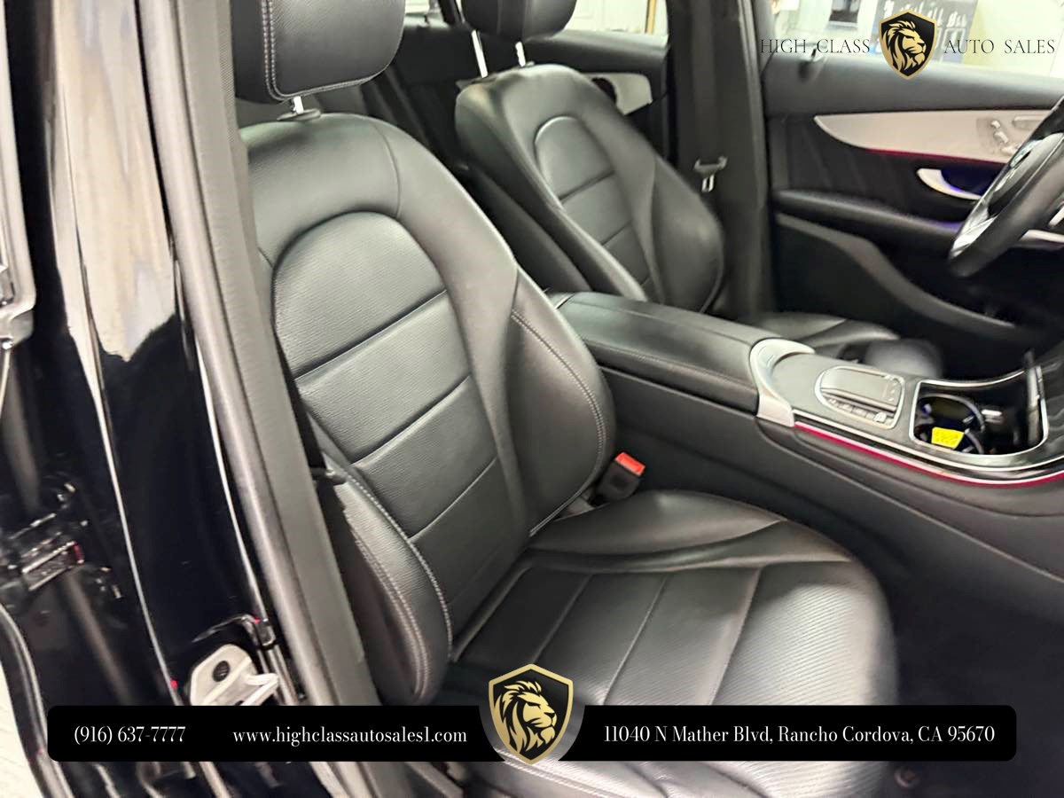2022 Mercedes-Benz GLC GLC300 - Photo 24