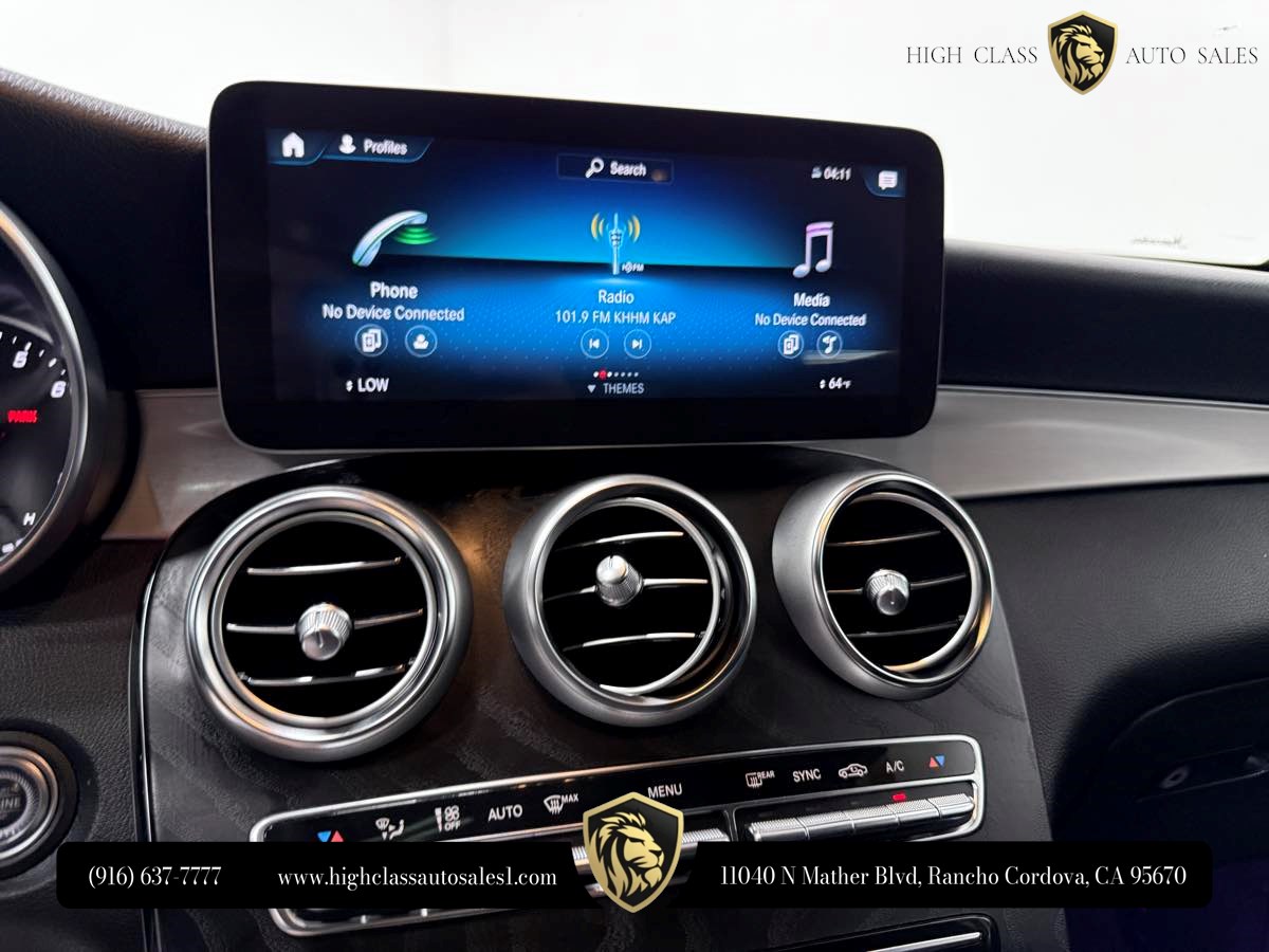 2022 Mercedes-Benz GLC GLC300 - Photo 30