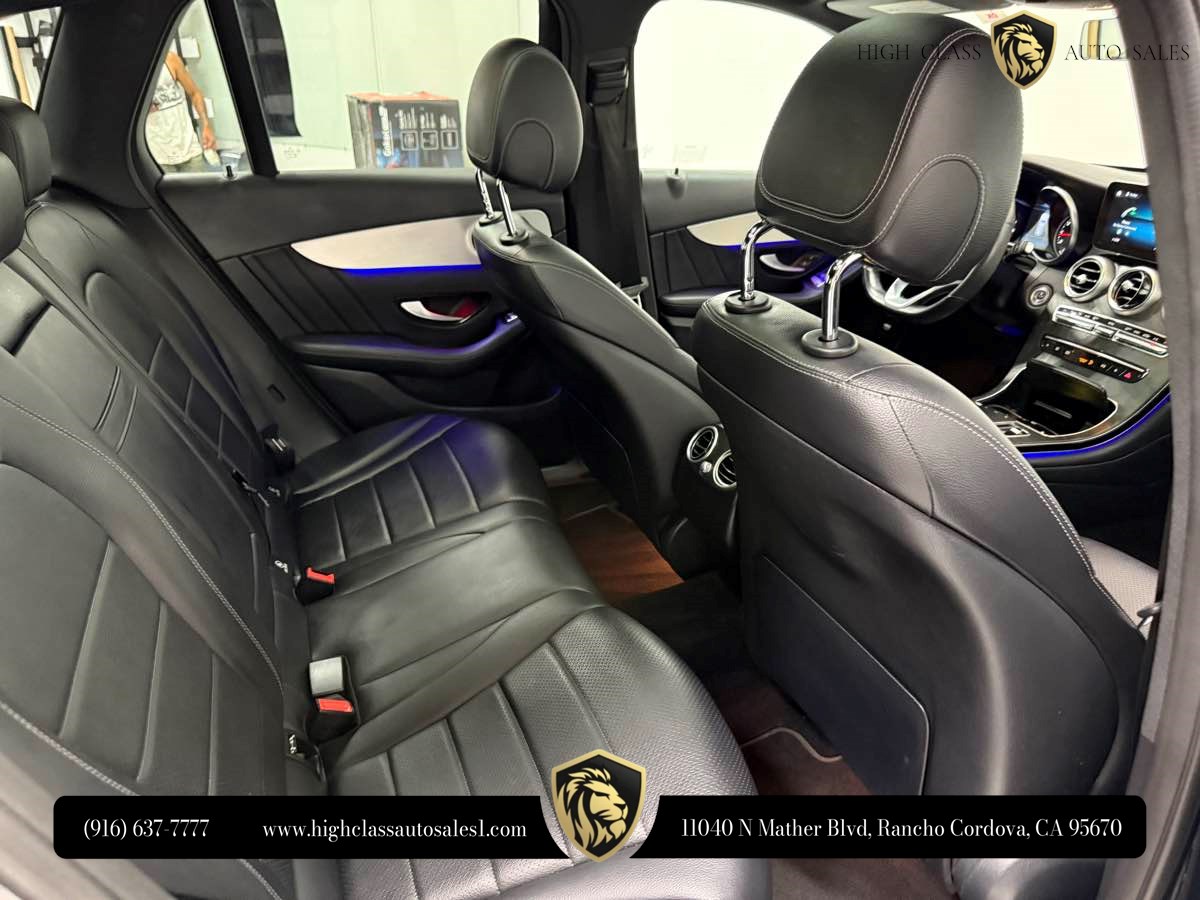 2022 Mercedes-Benz GLC GLC300 - Photo 18