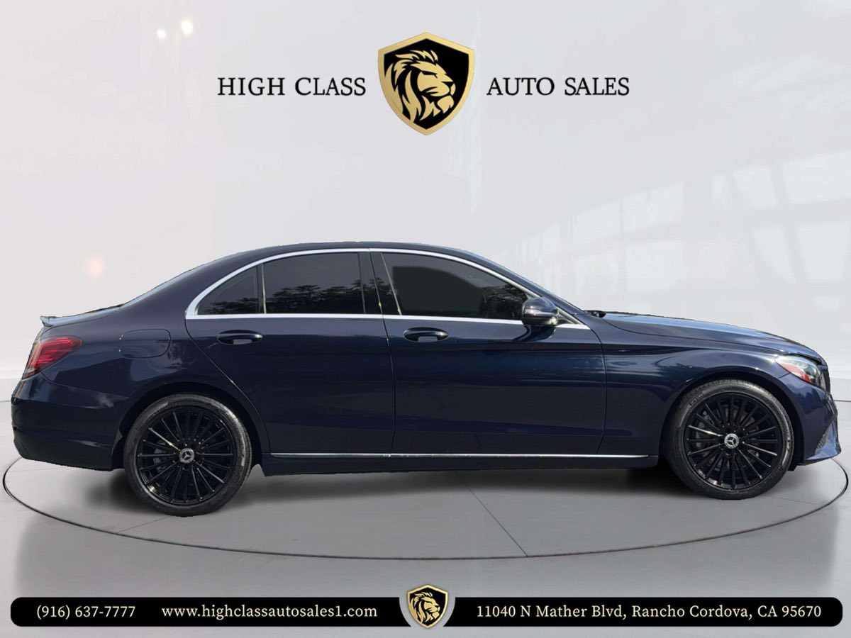 2019 Mercedes Benz C 300 photo 4