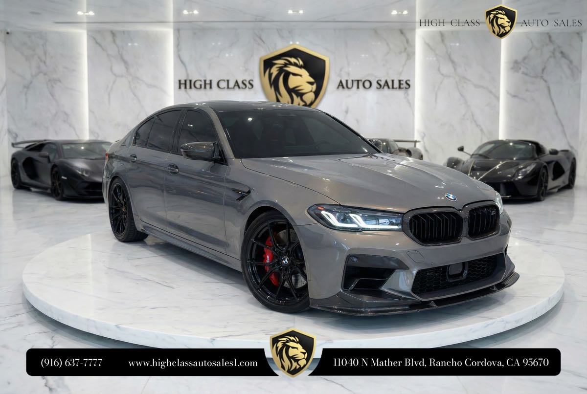 2022 BMW M5 -'s photo