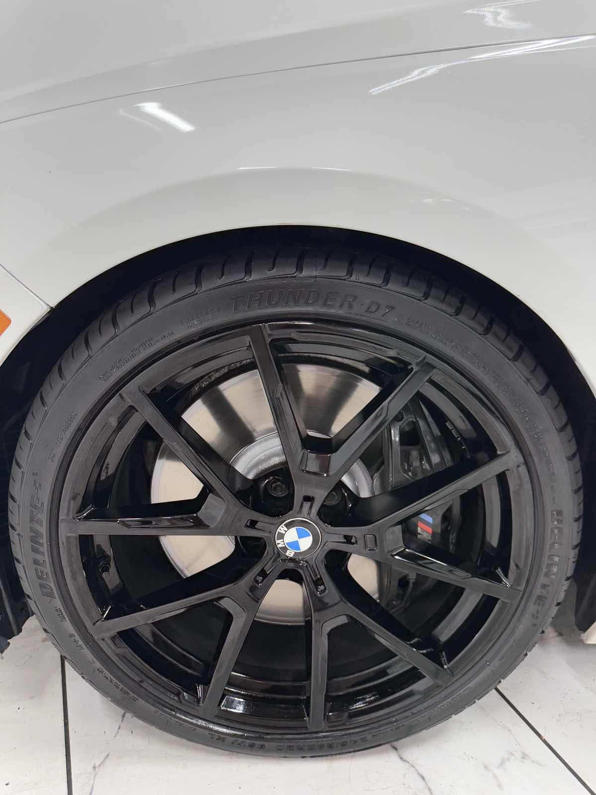 2022 BMW 8 Series M850i - Photo 40