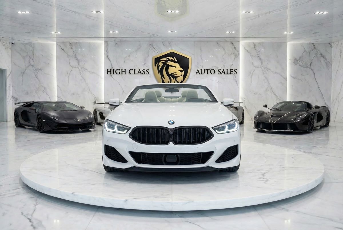 2022 BMW 8 Series M850i - Photo 2