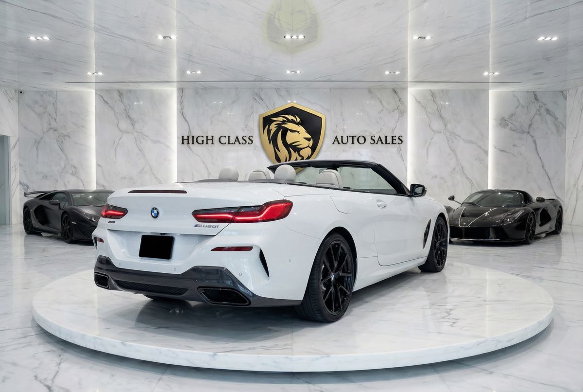 2022 BMW 8 Series M850i - Photo 4