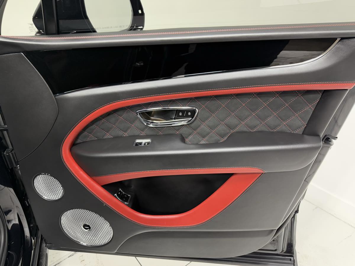 2021 Bentley Bentayga Speed photo 24