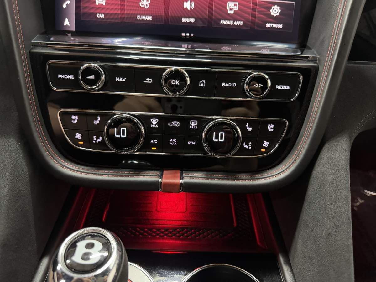 2021 Bentley Bentayga Speed photo 39