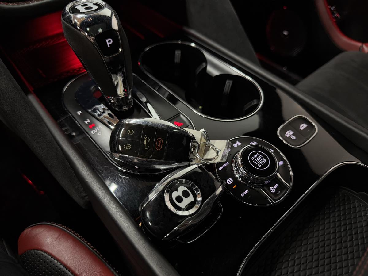 2021 Bentley Bentayga Speed photo 45