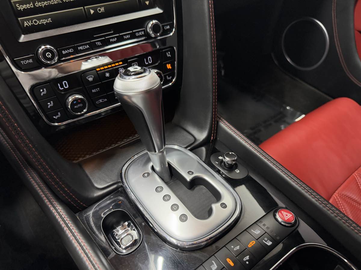 2014 Bentley Continental GT V8 S photo 26
