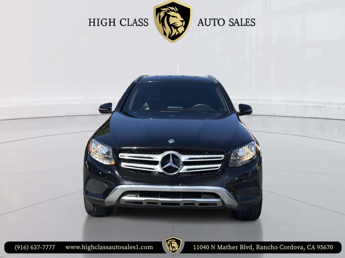 2018 Mercedes Benz GLC 300 photo 2