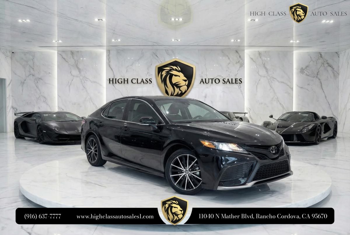 2023 Toyota Camry SE