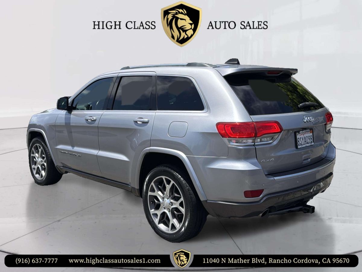 2018 Jeep Grand Cherokee Sterling Edition photo 4