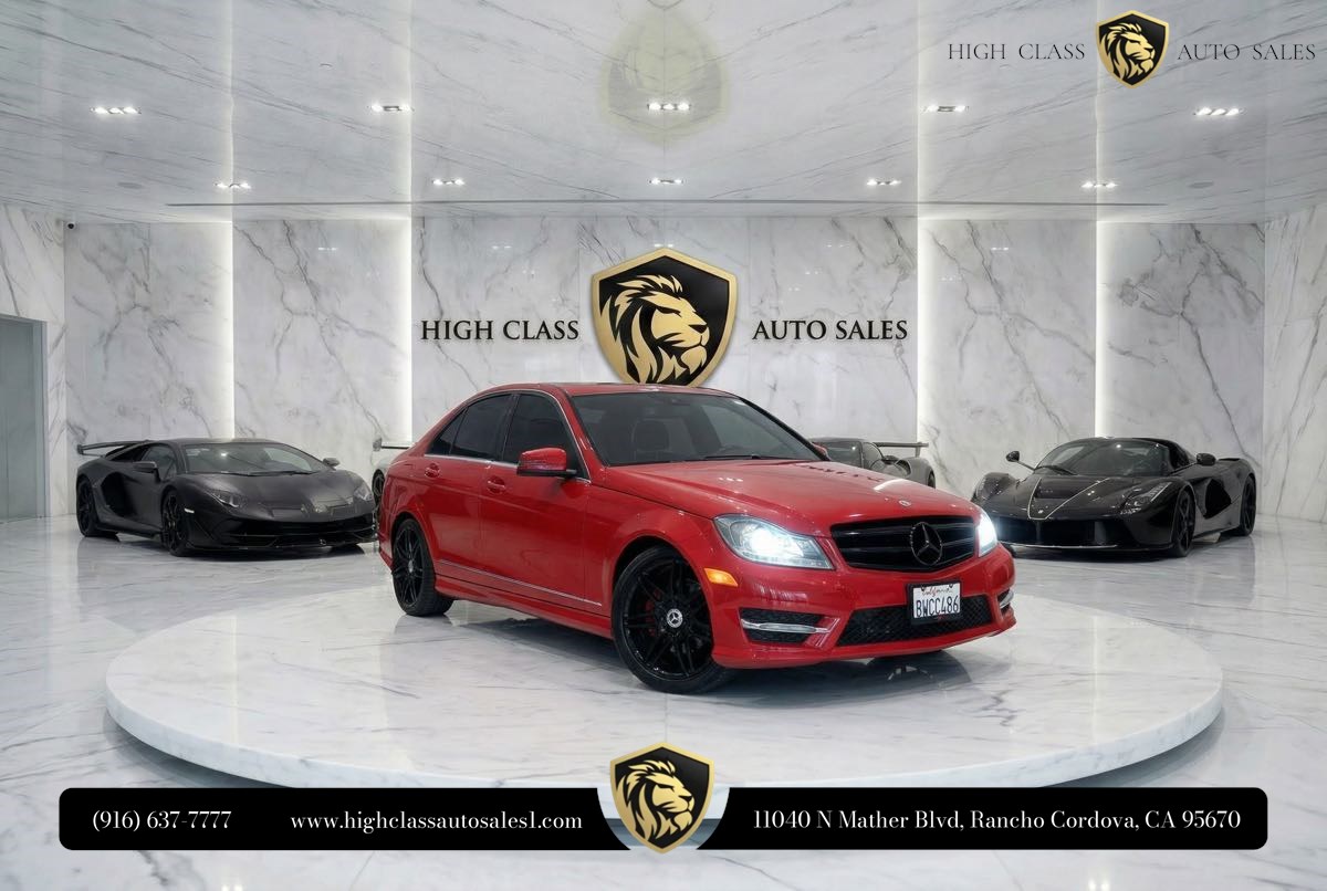 2013 Mercedes-Benz C-Class C250 Sport's photo