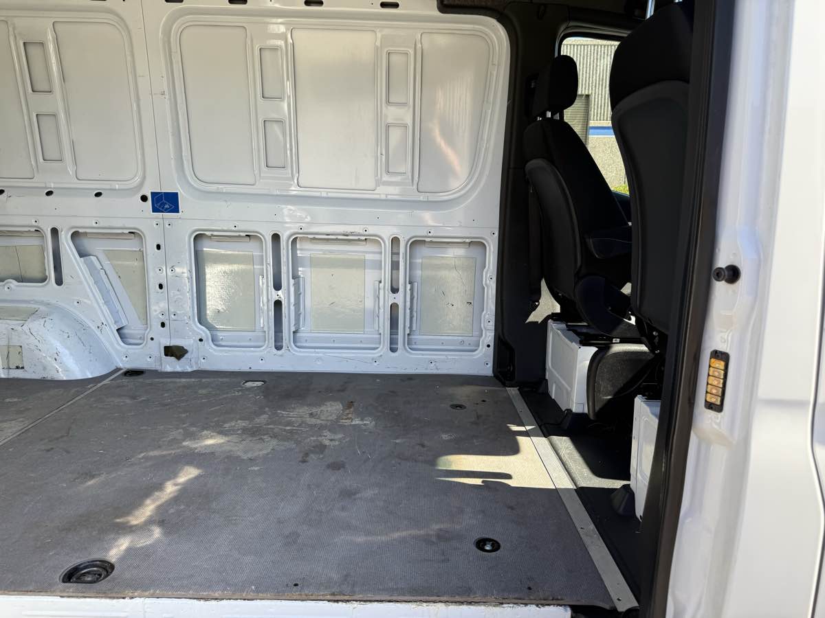 2021 Mercedes Benz Sprinter 2500 photo 11