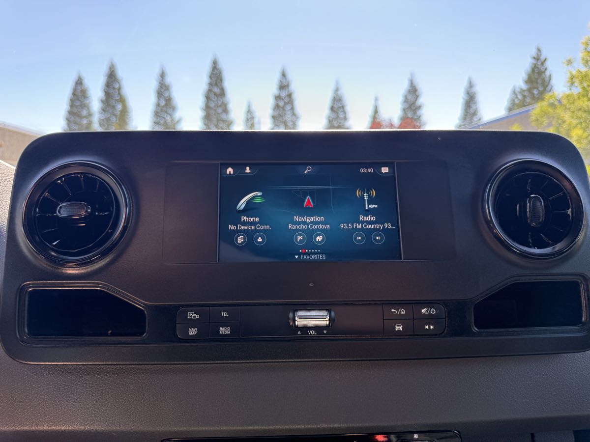 2021 Mercedes Benz Sprinter 2500 photo 19