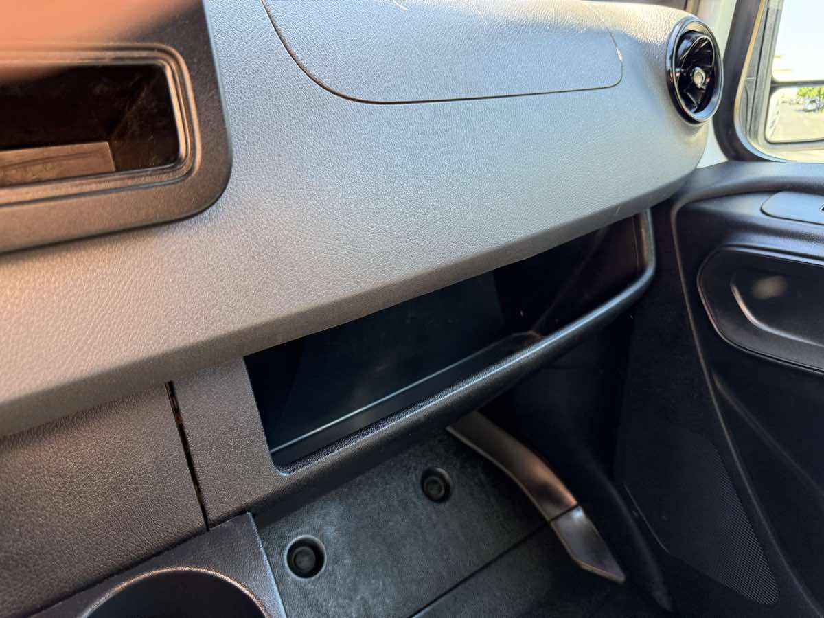 2021 Mercedes Benz Sprinter 2500 photo 22