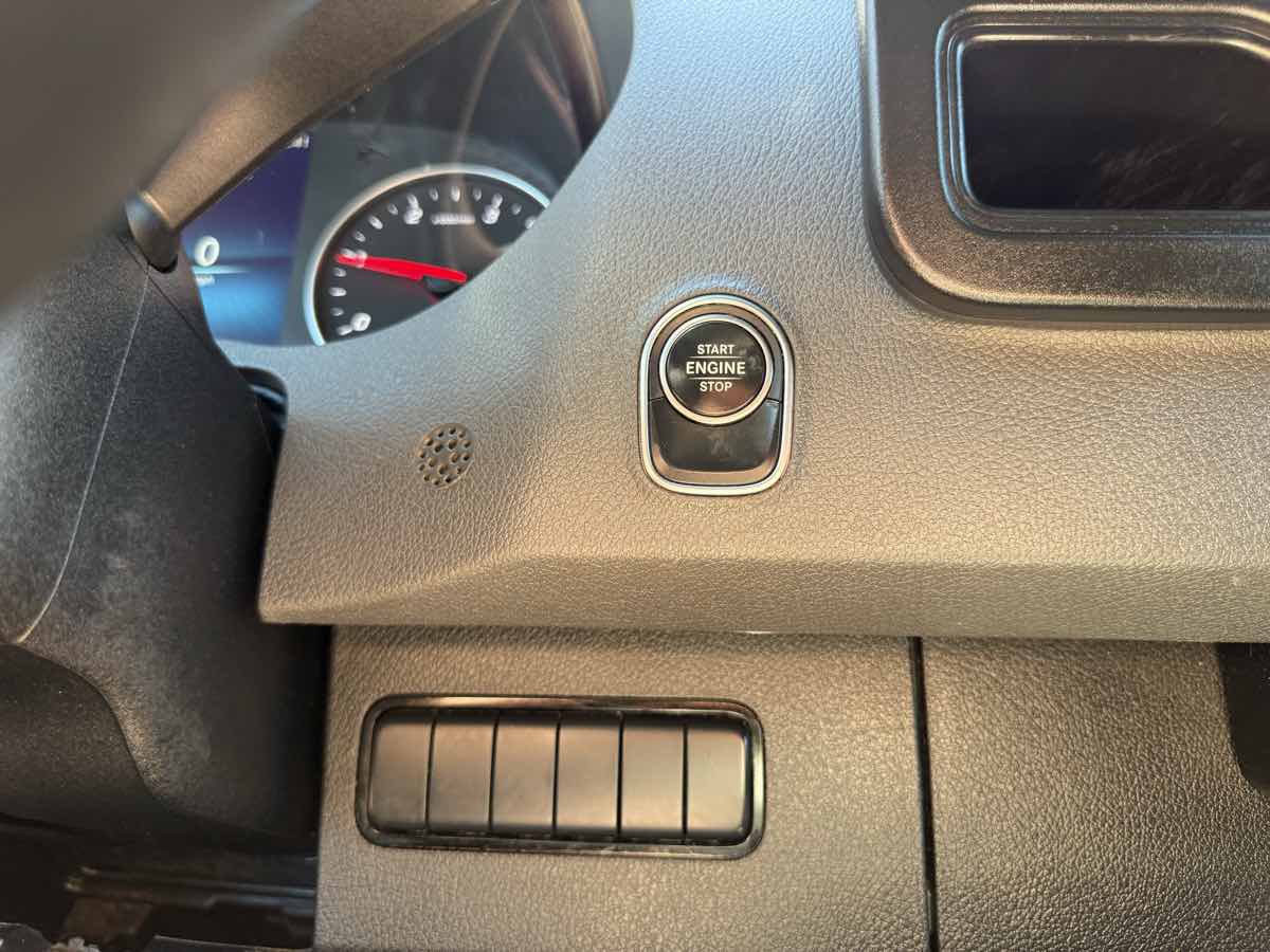 2021 Mercedes Benz Sprinter 2500 photo 28