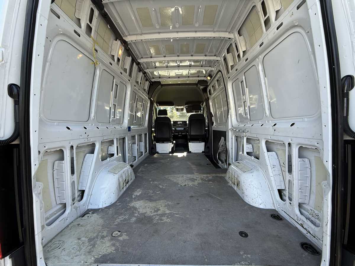 2021 Mercedes Benz Sprinter 2500 photo 33