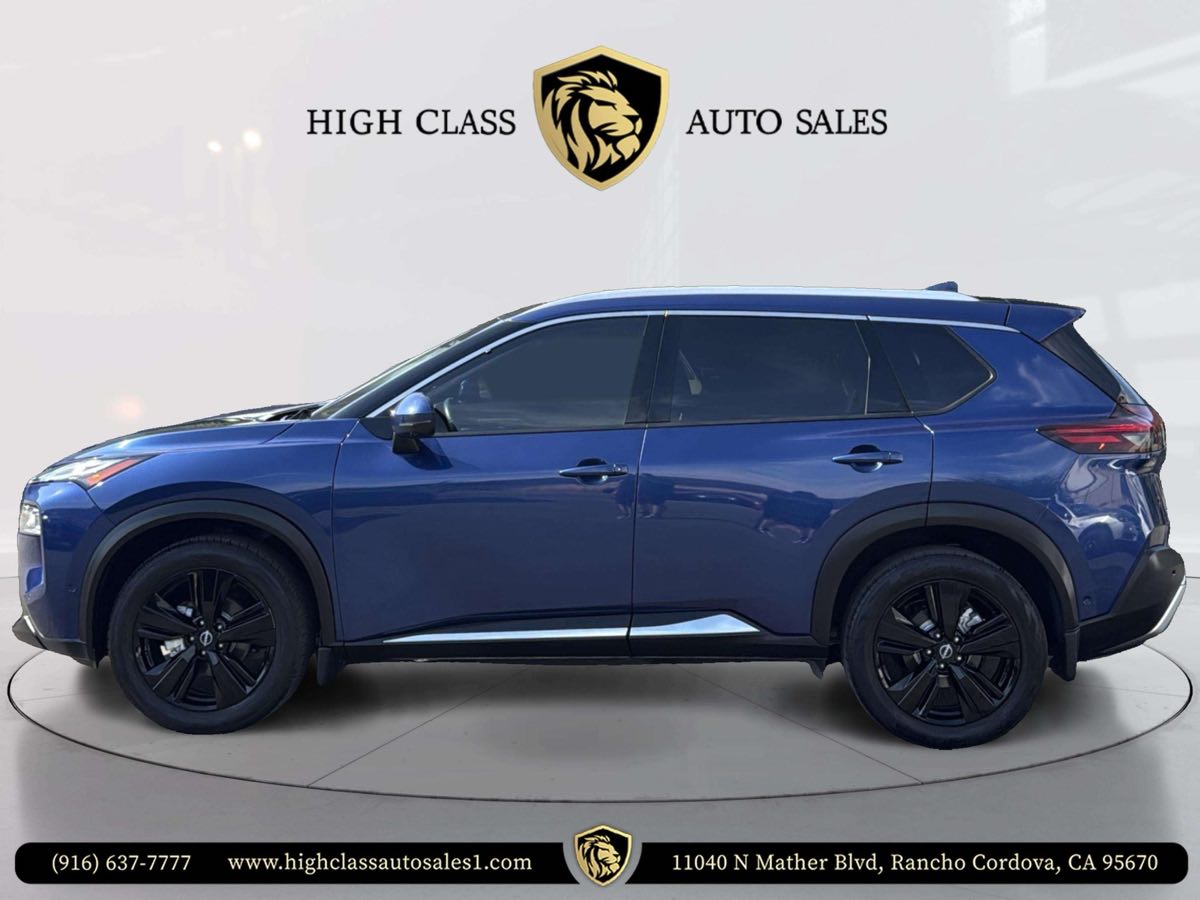 2022 Nissan Rogue Platinum photo 2