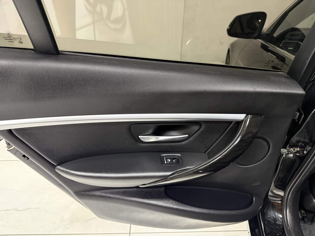 2018 Bmw 330i Sedan photo 12