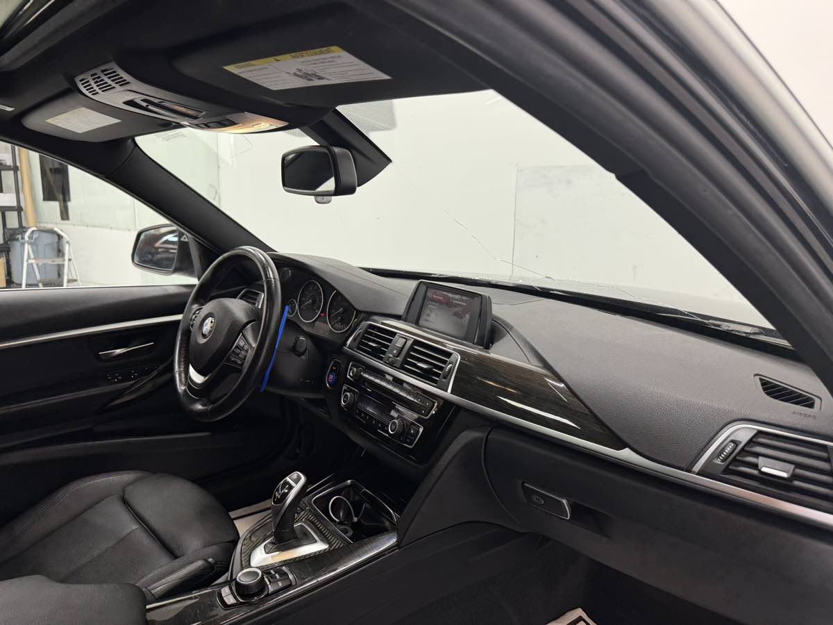 2018 Bmw 330i Sedan photo 21
