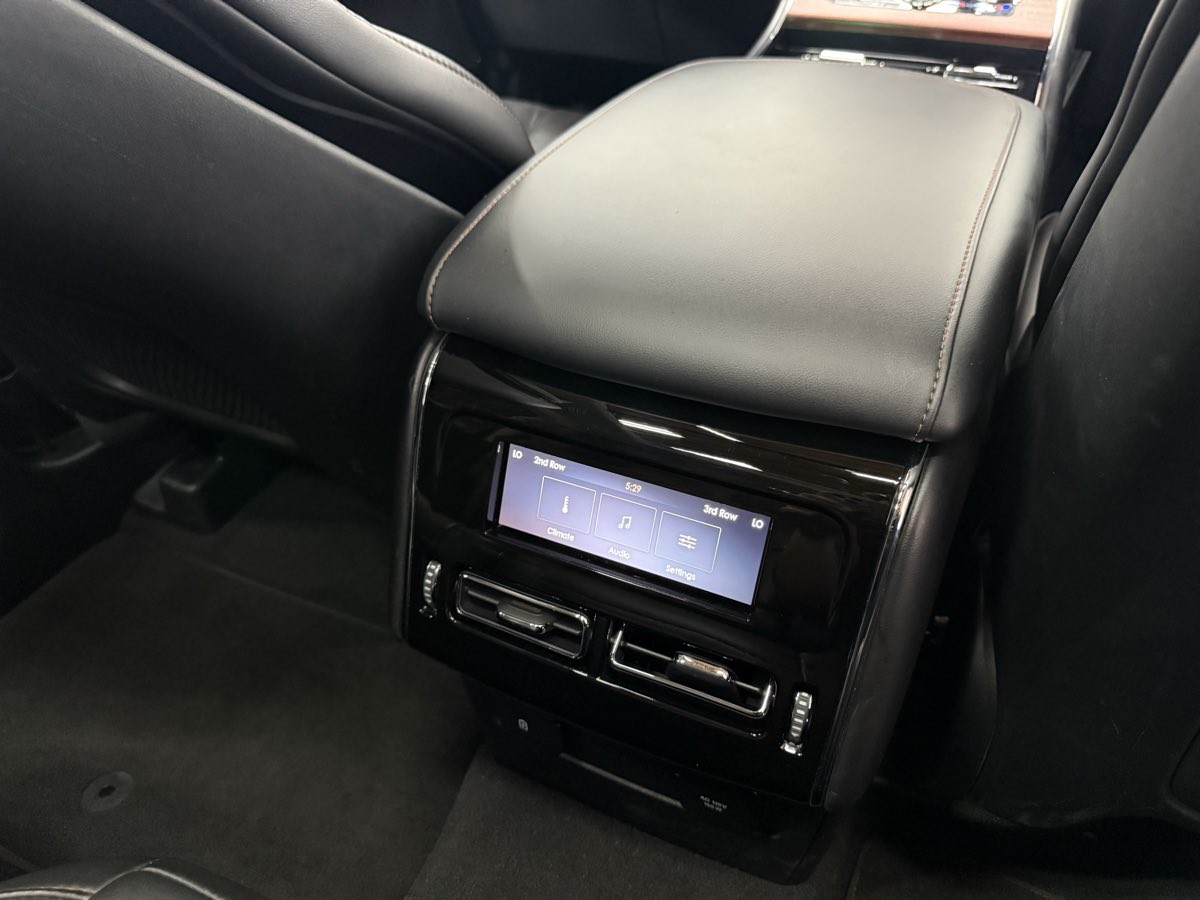 2024 Lincoln Aviator Reserve photo 28