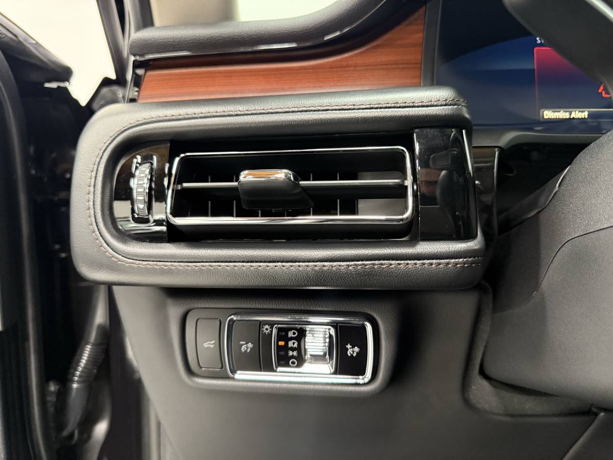 2024 Lincoln Aviator Reserve photo 31