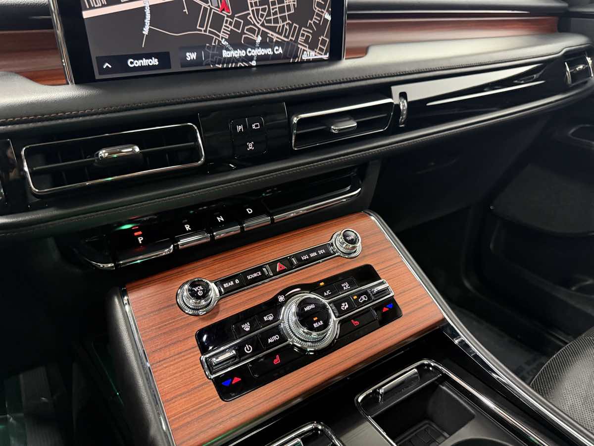 2024 Lincoln Aviator Reserve photo 36