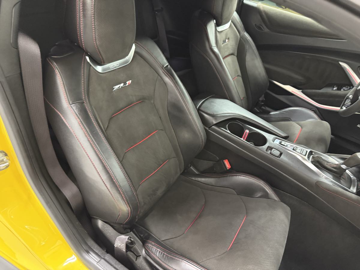 2017 Chevrolet Camaro ZL1 photo 17