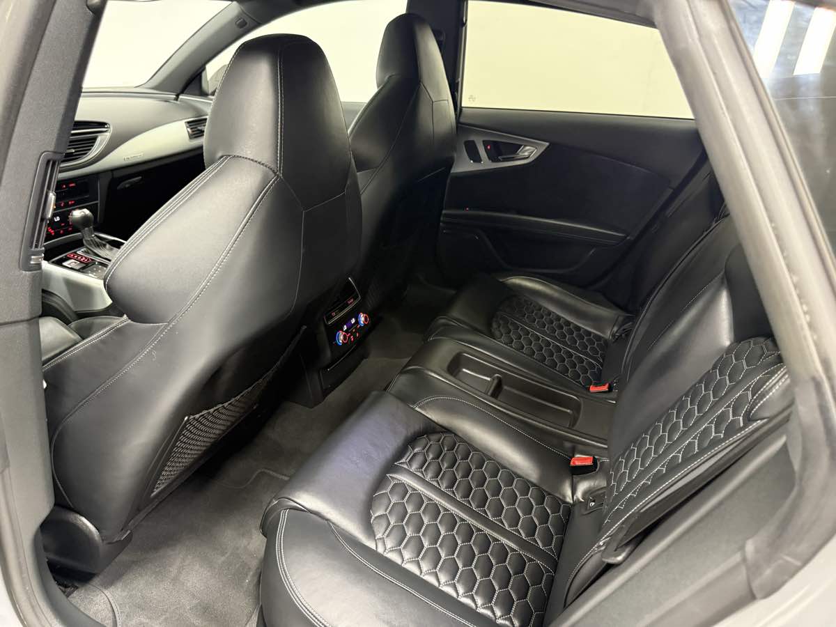 2016 Audi RS 7 Base Performance photo 14