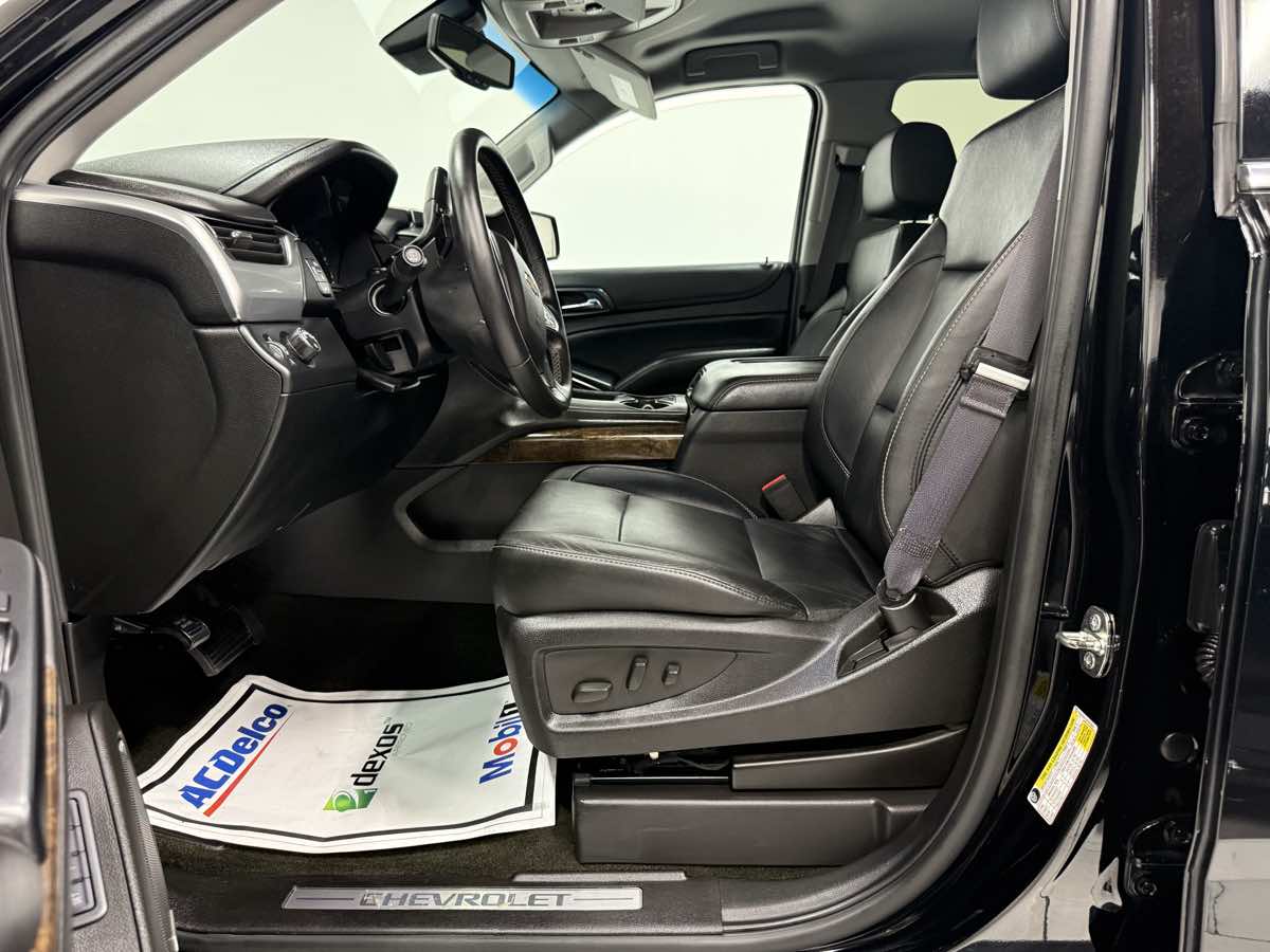 2015 Chevrolet Tahoe LT photo 10