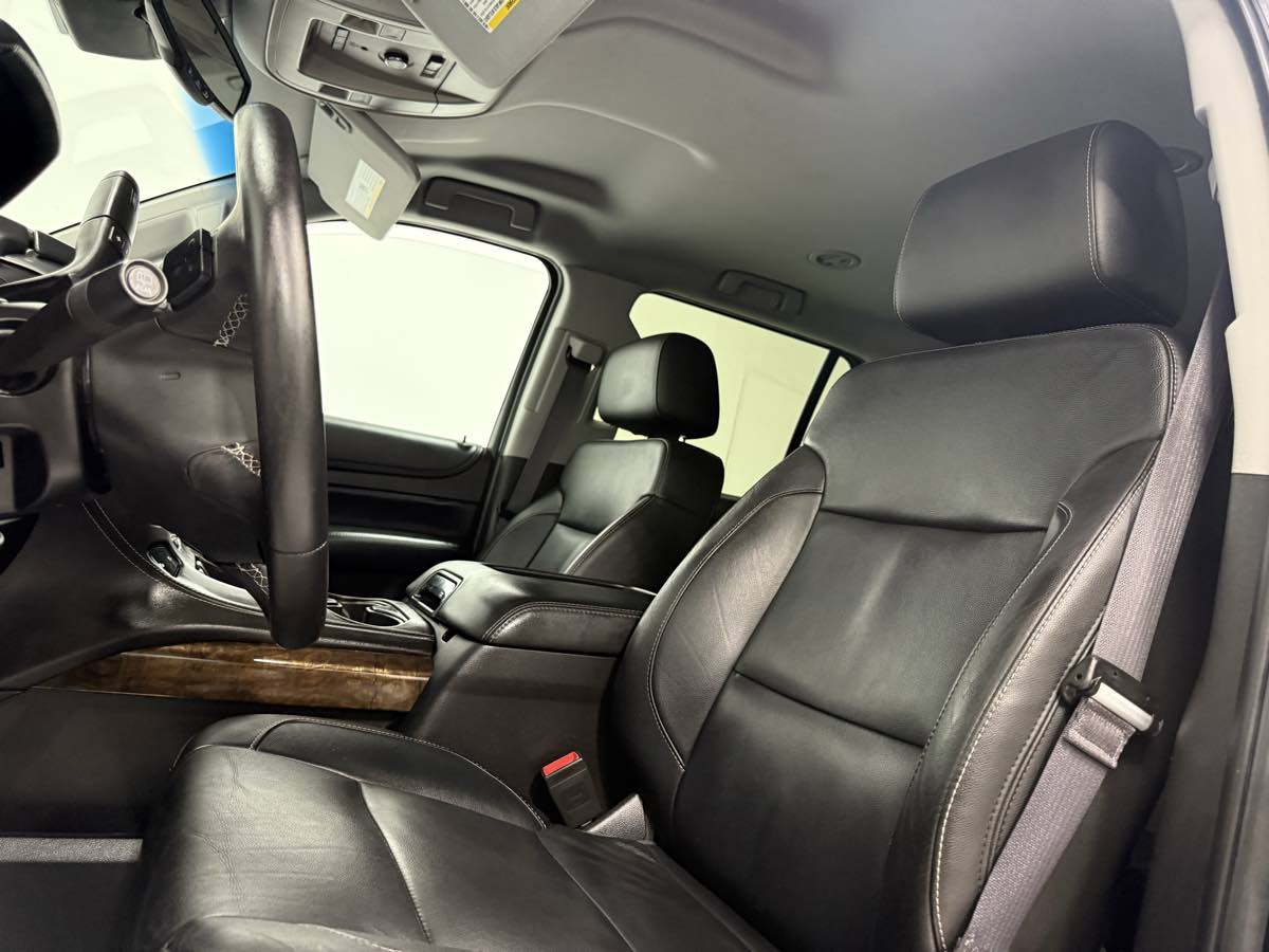 2015 Chevrolet Tahoe LT photo 11