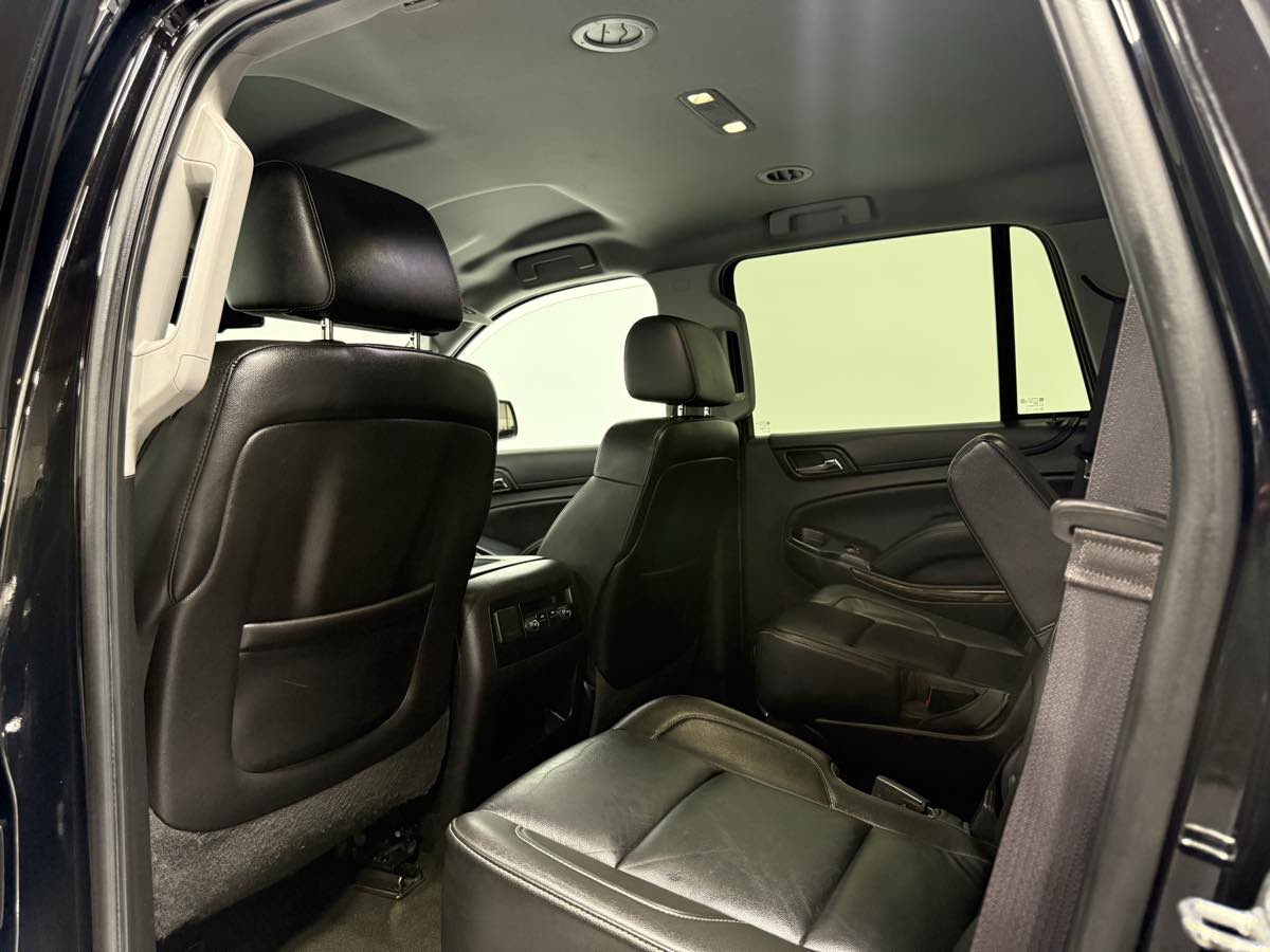 2015 Chevrolet Tahoe LT photo 16
