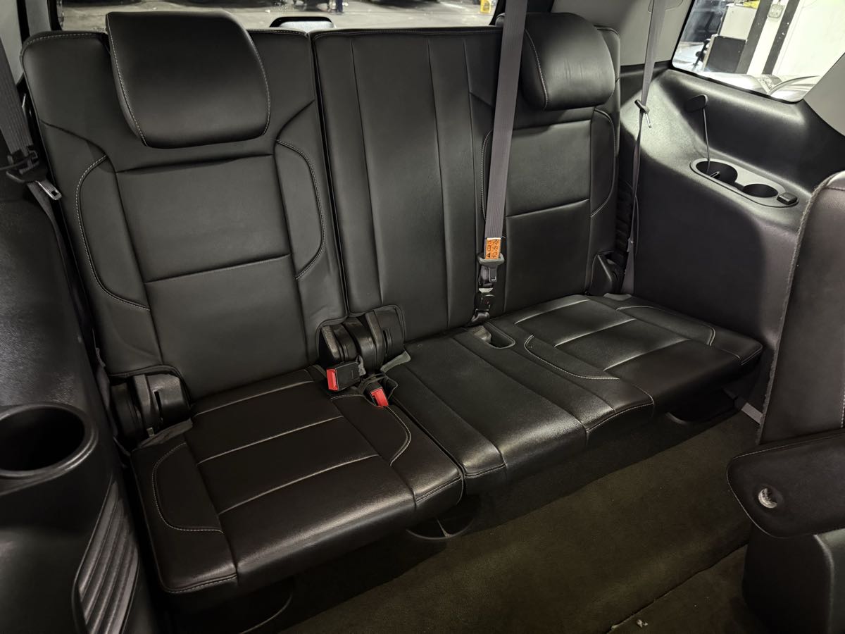 2015 Chevrolet Tahoe LT photo 25