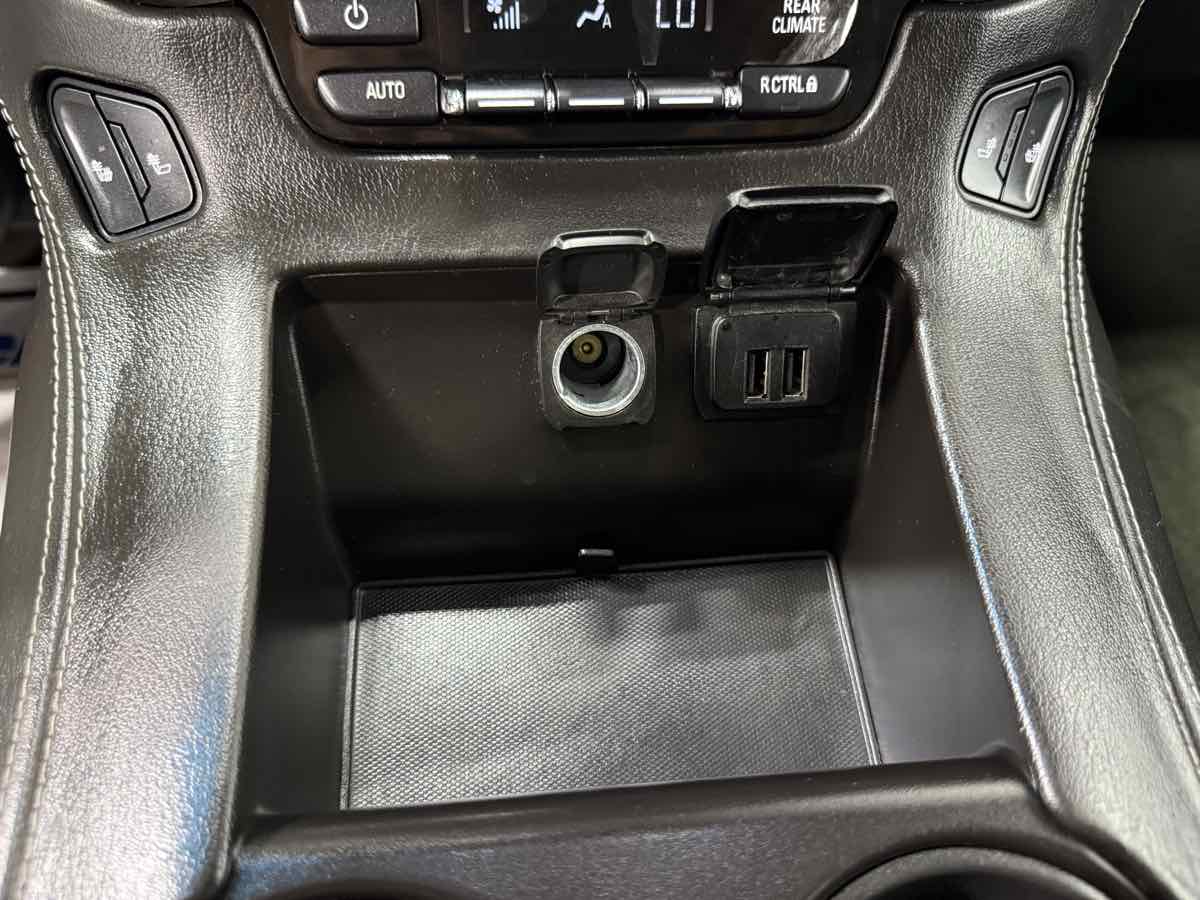 2015 Chevrolet Tahoe LT photo 35