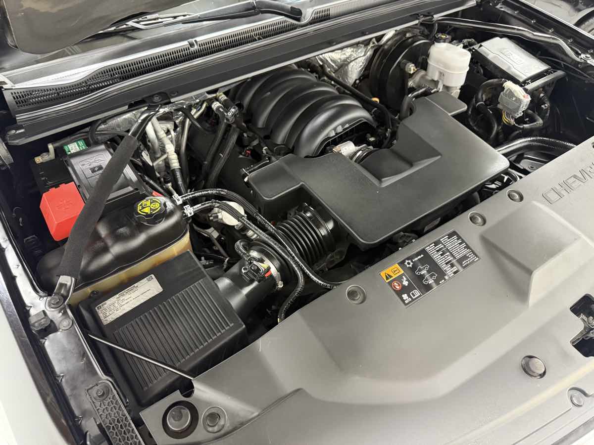 2015 Chevrolet Tahoe LT photo 49