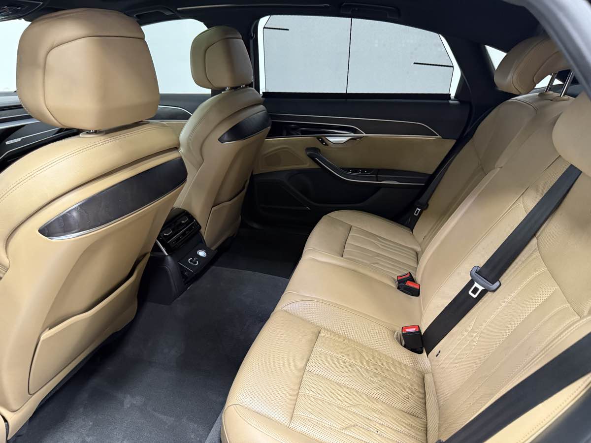 2019 Audi A8 Quattro L photo 17