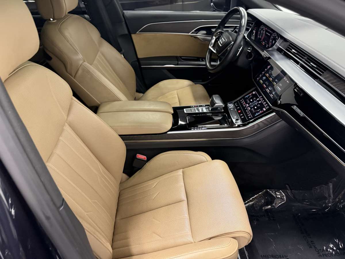 2019 Audi A8 Quattro L photo 26